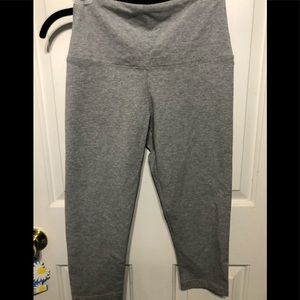 Grey Capri leggings